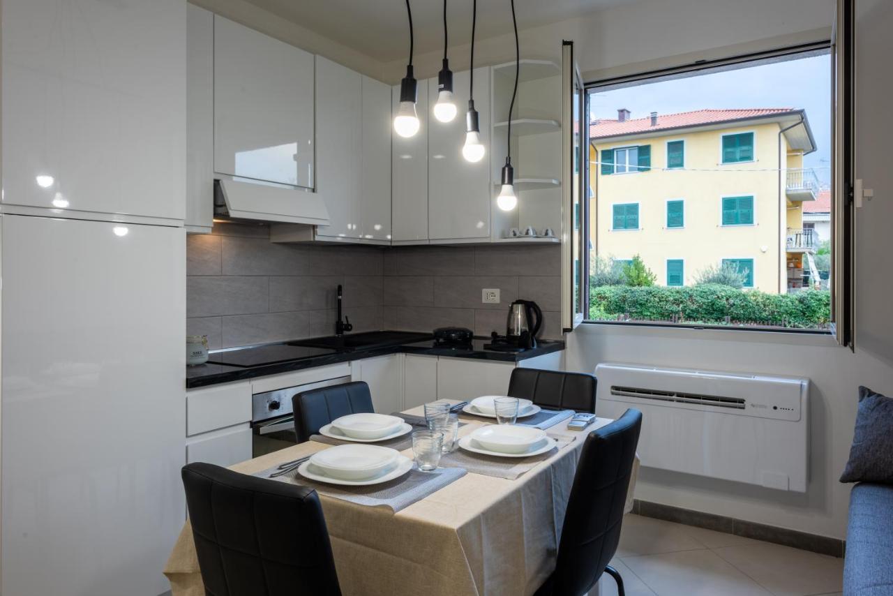 Santo Stefano Di Magra Modern Apartments 外观 照片